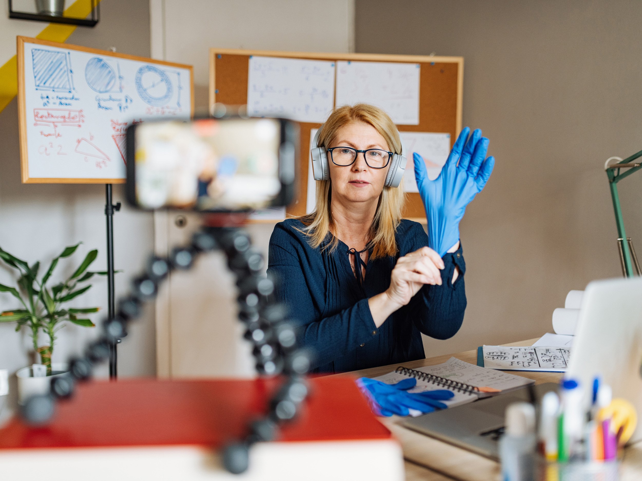 In defence of old-school teaching during a worldwide crisis 