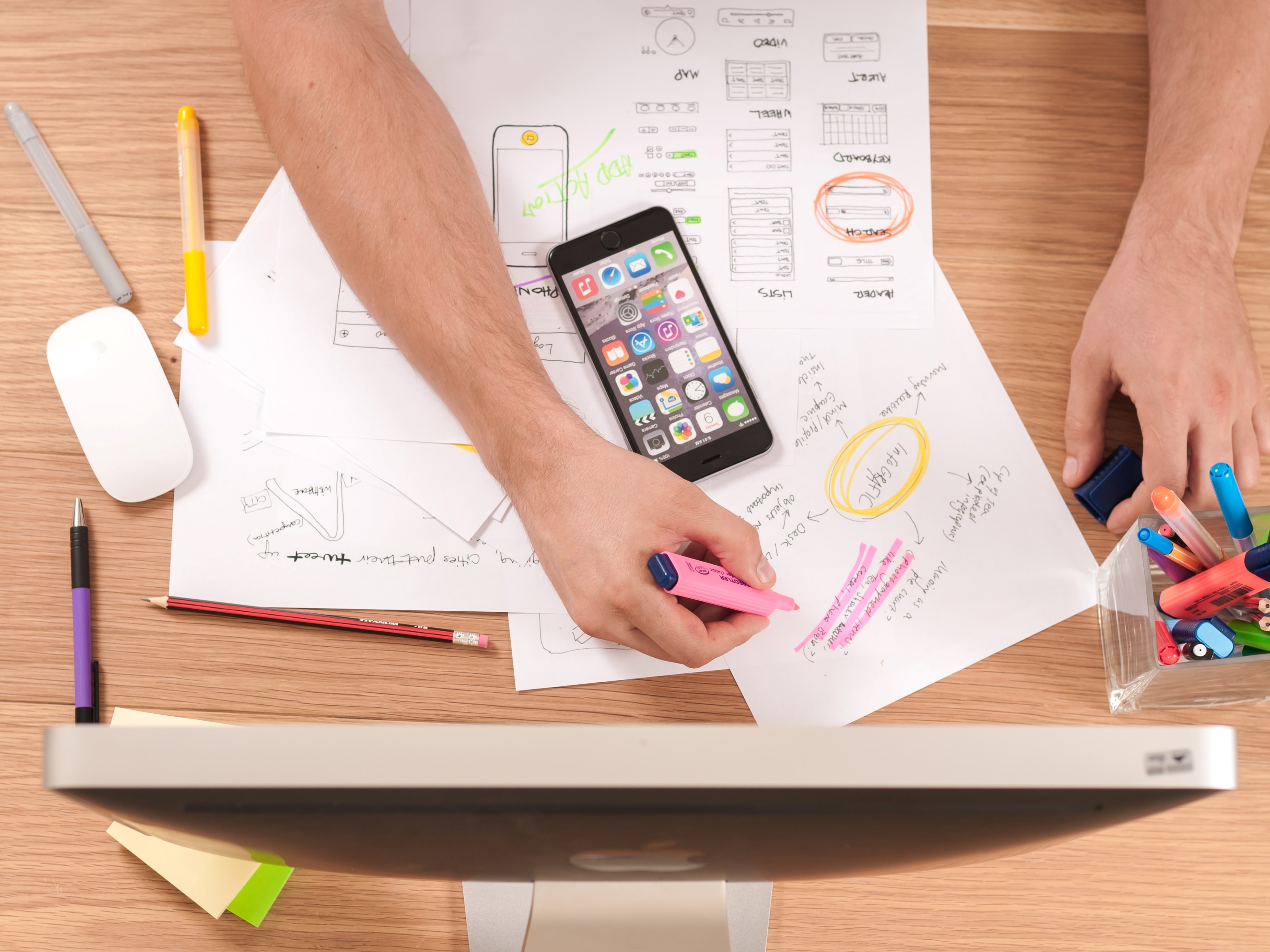 A guide to effective digital course design and delivery from four online teaching experts