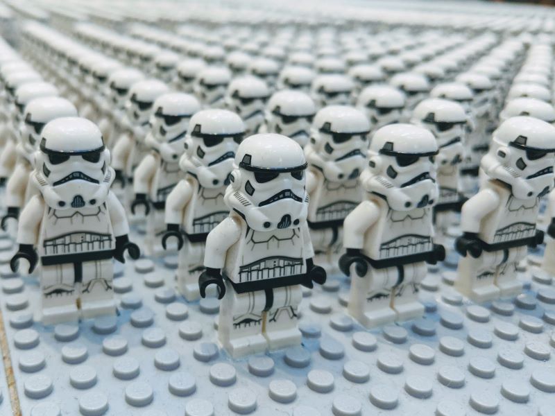 May the force be with you: driving diversity in online teaching 