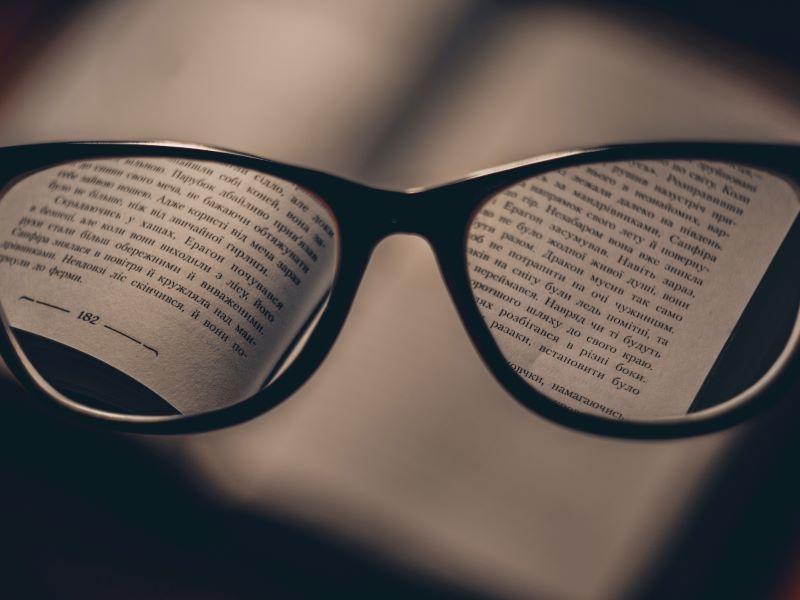 Virtual language learning through synchronous and asynchronous teaching 