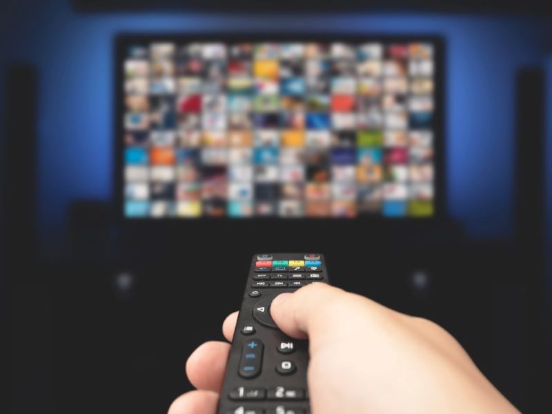 Squid pro quo: using Squid Game to engage economics students 