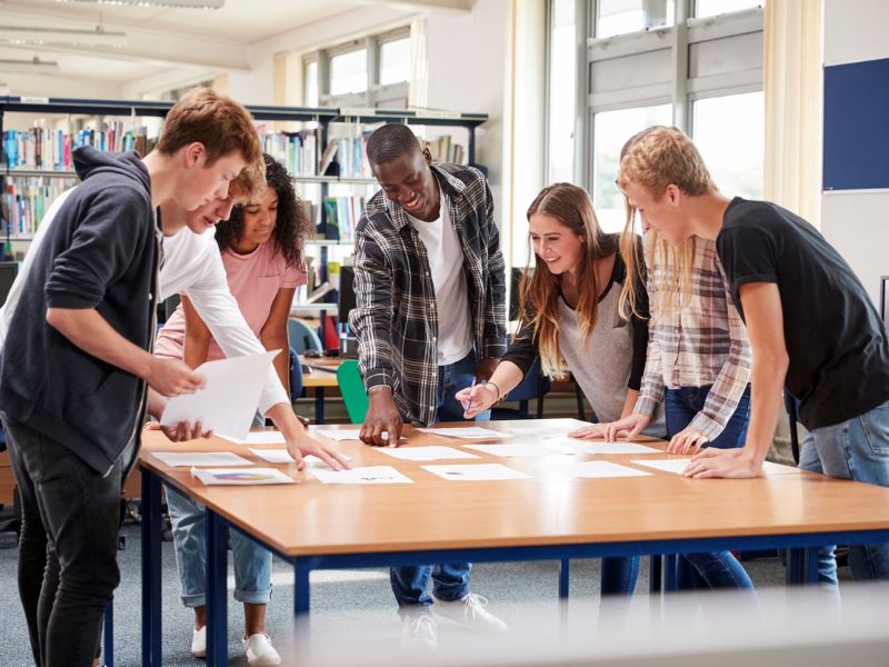 Supporting equity among students in group work