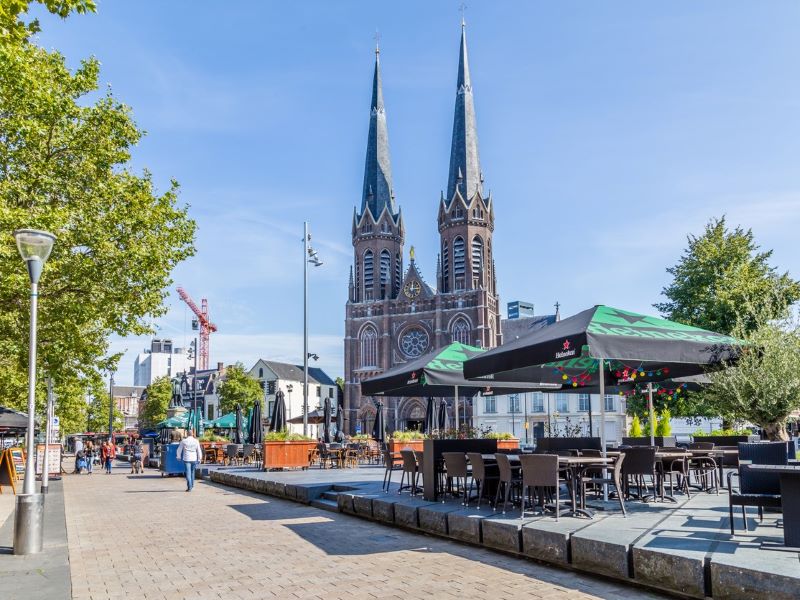 Advice for academics interested in working in the Netherlands