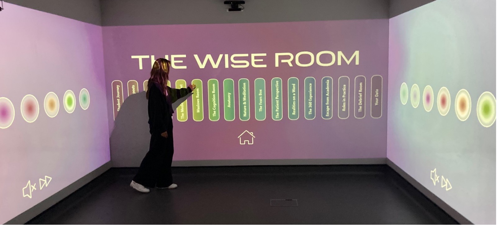 Plunge students into experiential learning with immersive rooms