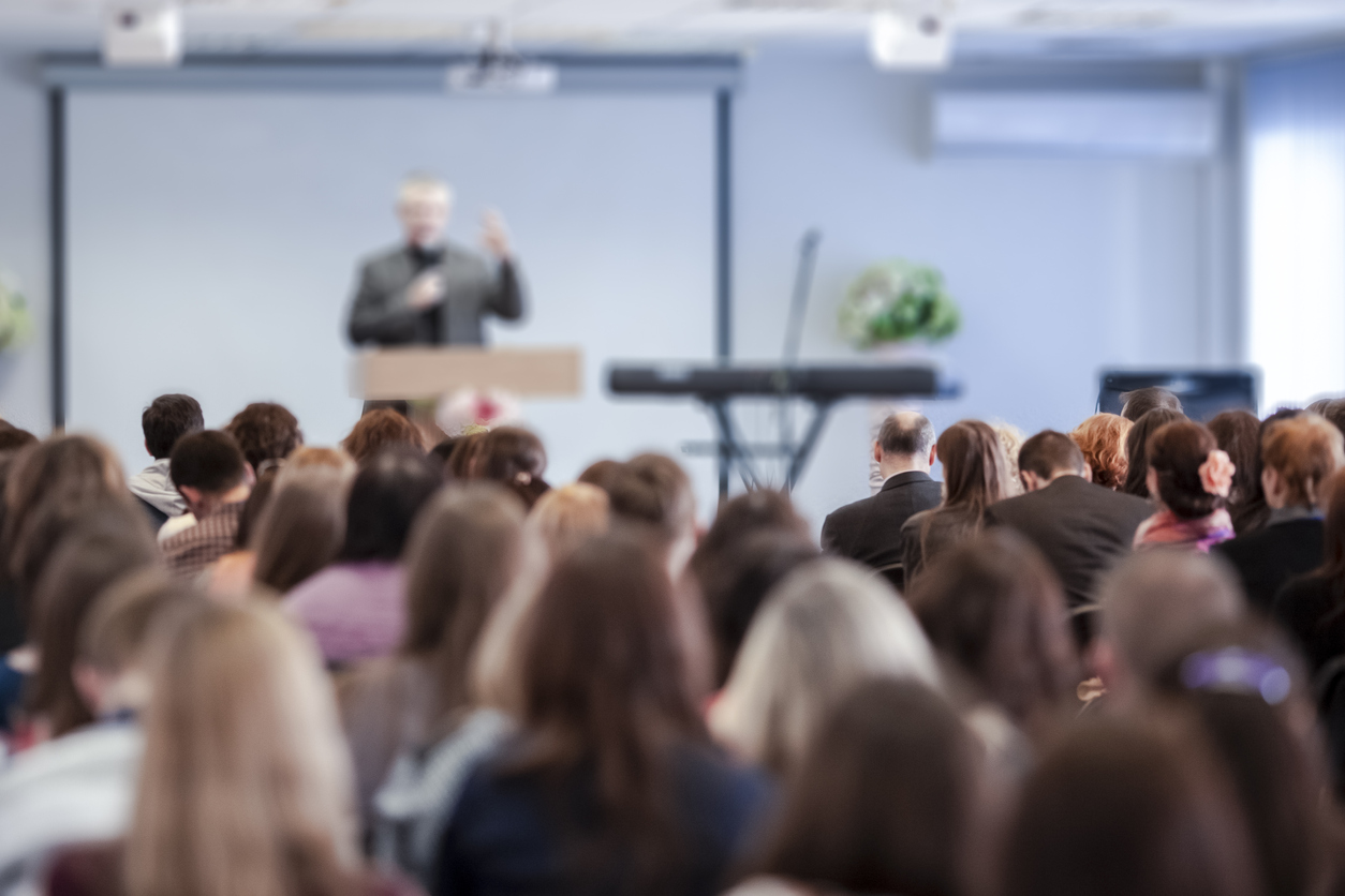 Effective assessment methods for large enrolment classes