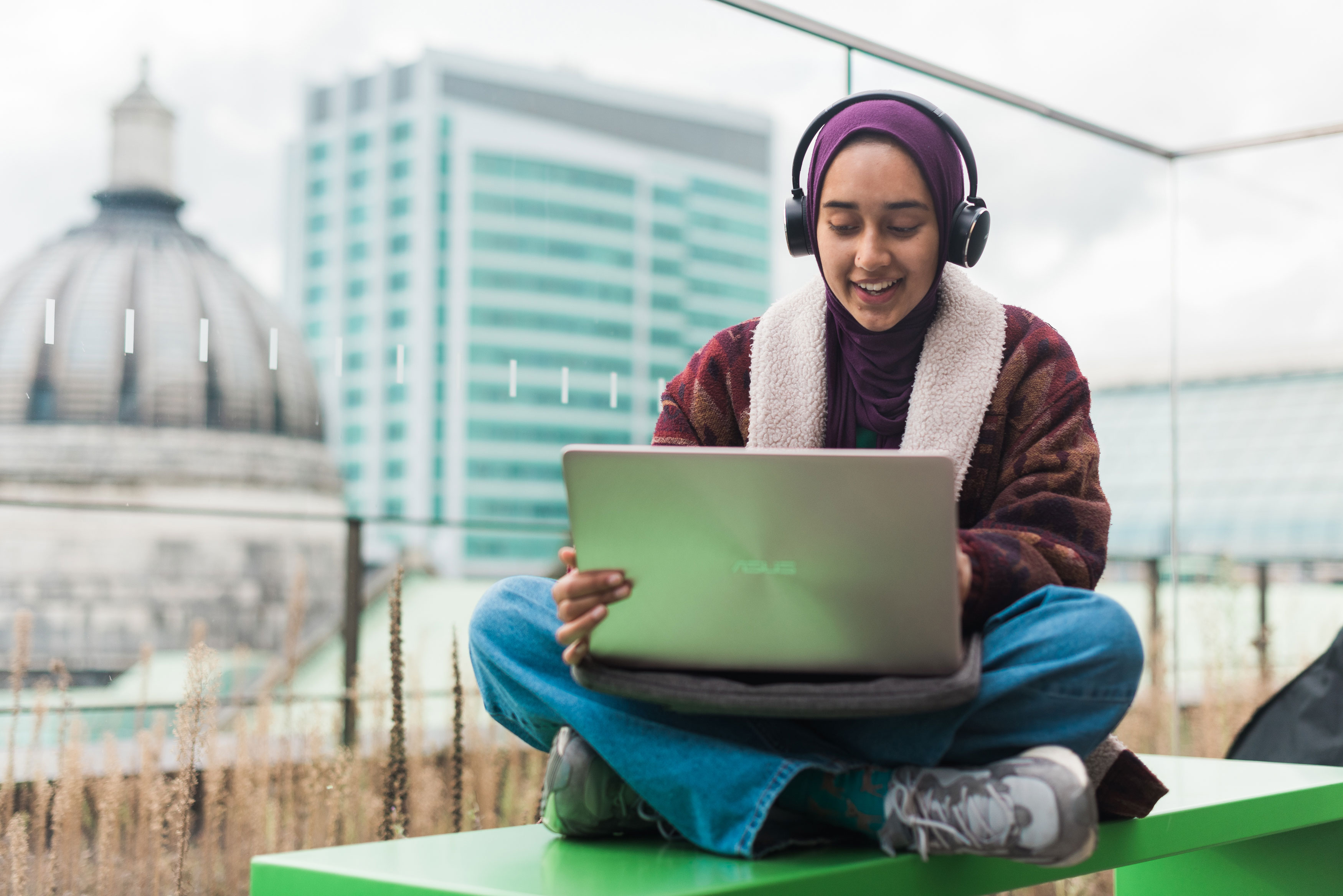 Scaffolding learning environments to drive independent research 