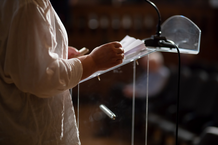 The everyday tools you can use to alleviate public speaking anxiety