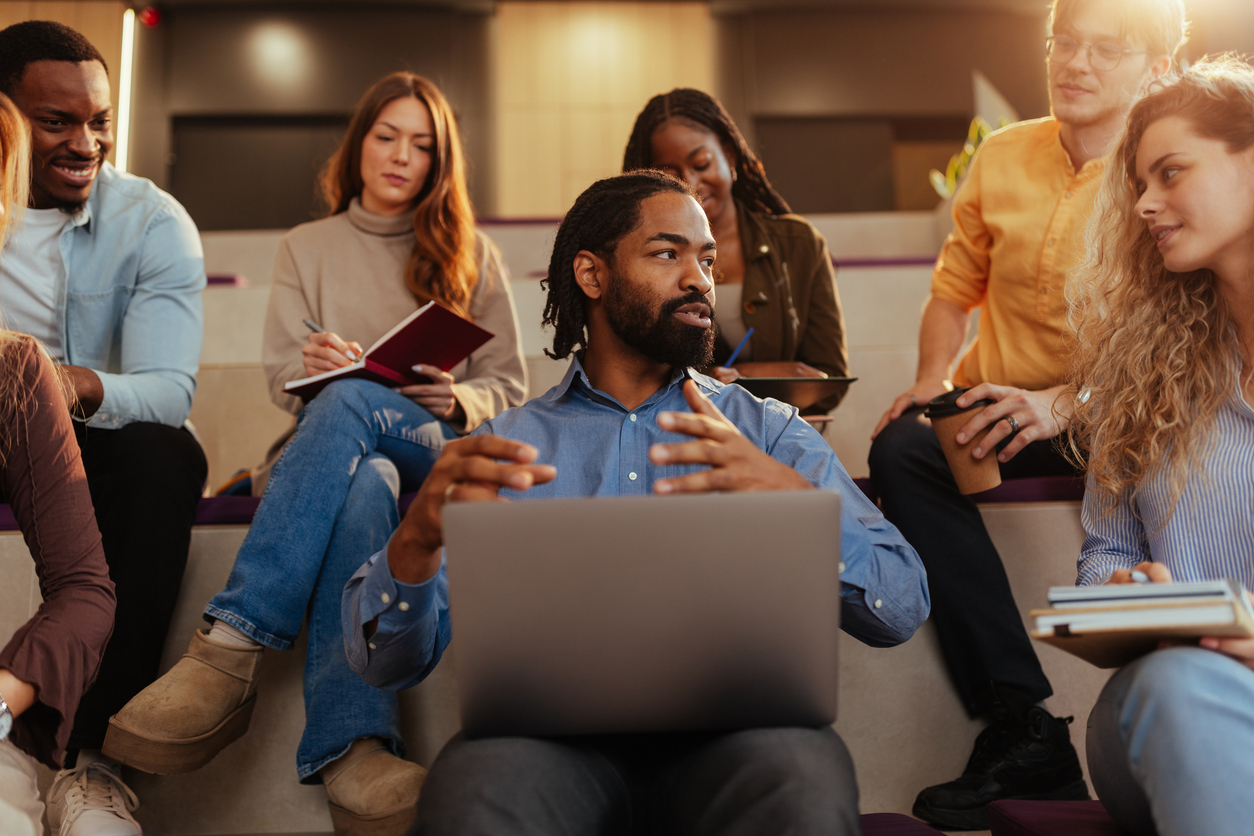 Five words and a GenAI prompt to spark deeper online learning