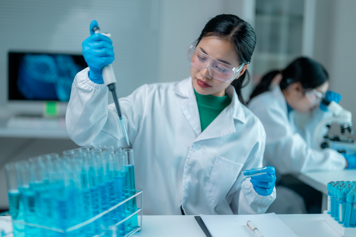 Guide research students to think like scientists