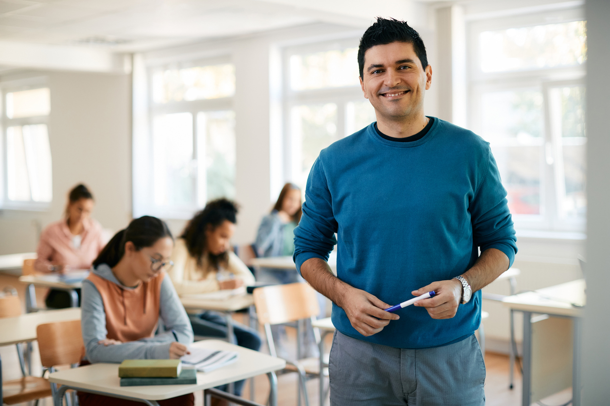 Three levels of AI proficiency for university educators