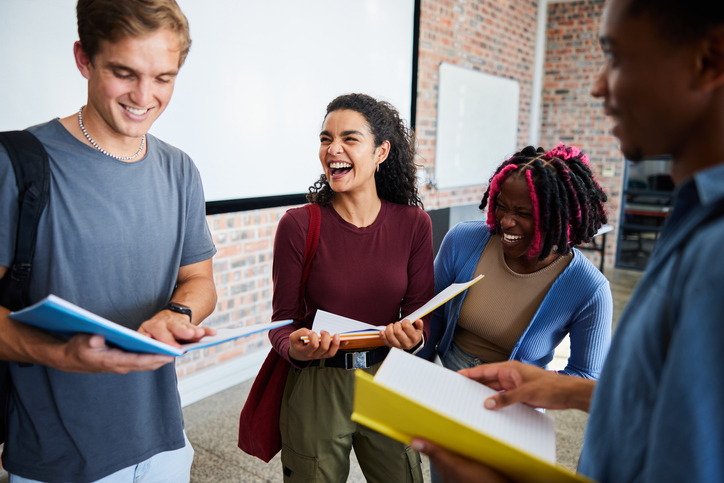Build a supportive learning community for graduate apprentices