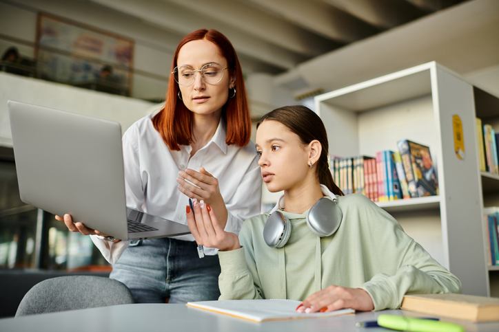 Who provides academic skills support at your institution? The answer may be more complex than you think 