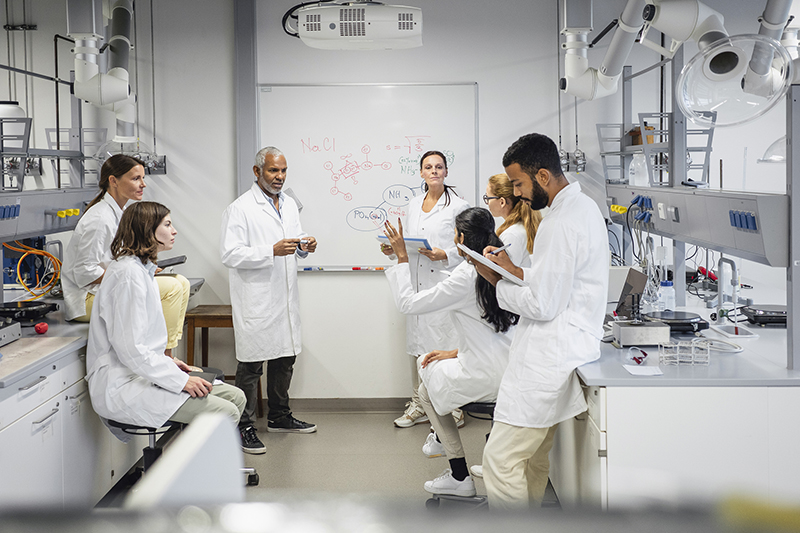 A simple research laboratory protocol to yield better scientists