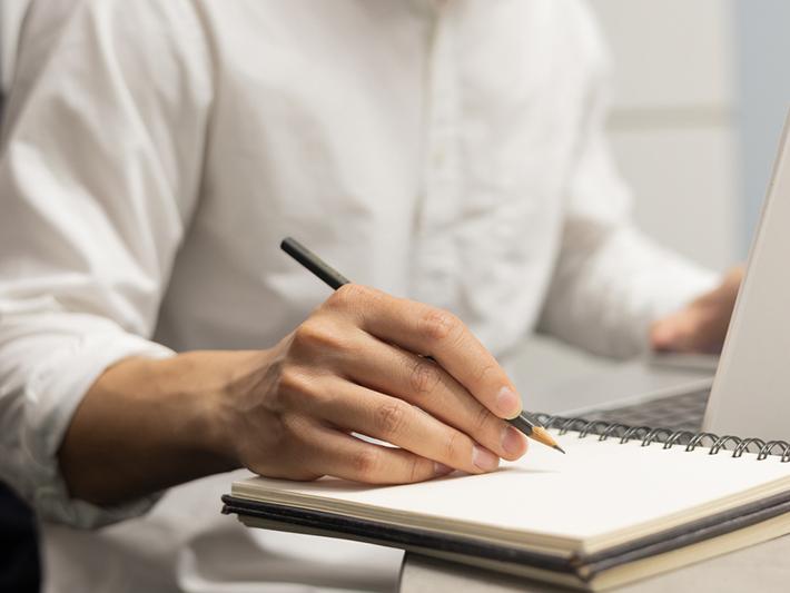 Male online student