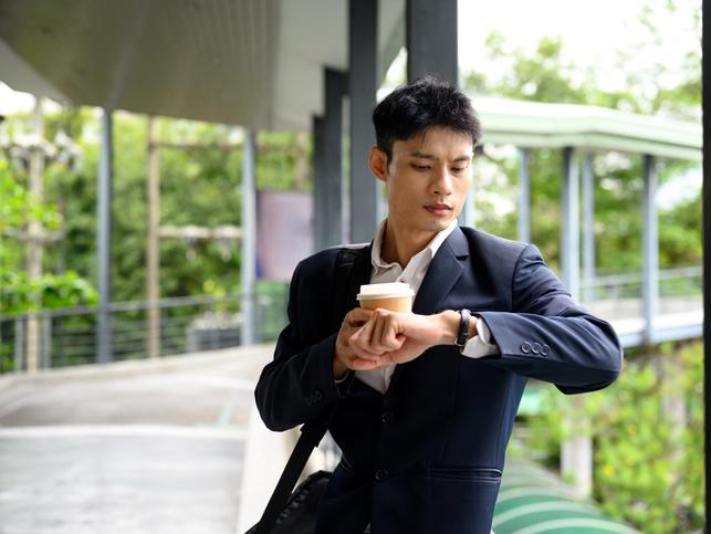 A part-time doctoral student travels between work and study