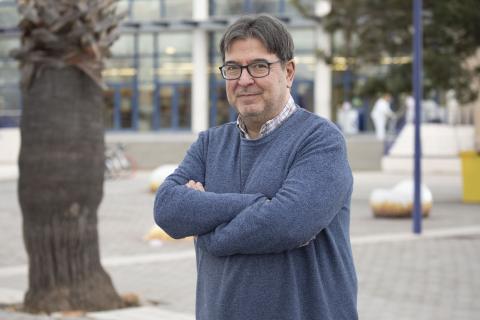 Juan C Palmer